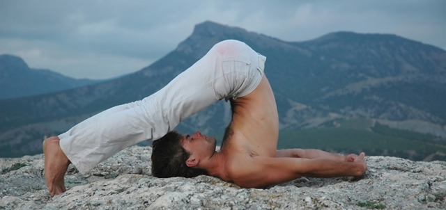 Йога для повышения потенции у мужчин: упражнения и позы