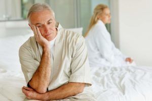 В каком возрасте у мужчин снижается потенция: причины, симптомы, проявления