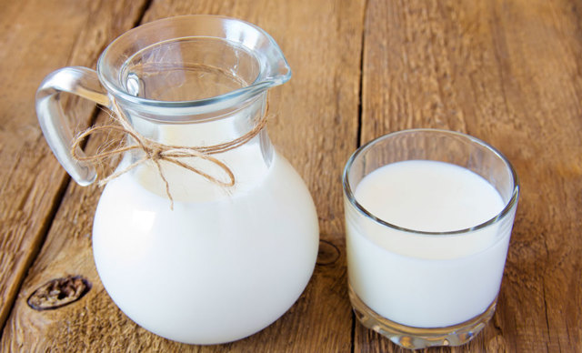 Молоко для повышения потенции: влияние, польза, рецепты
